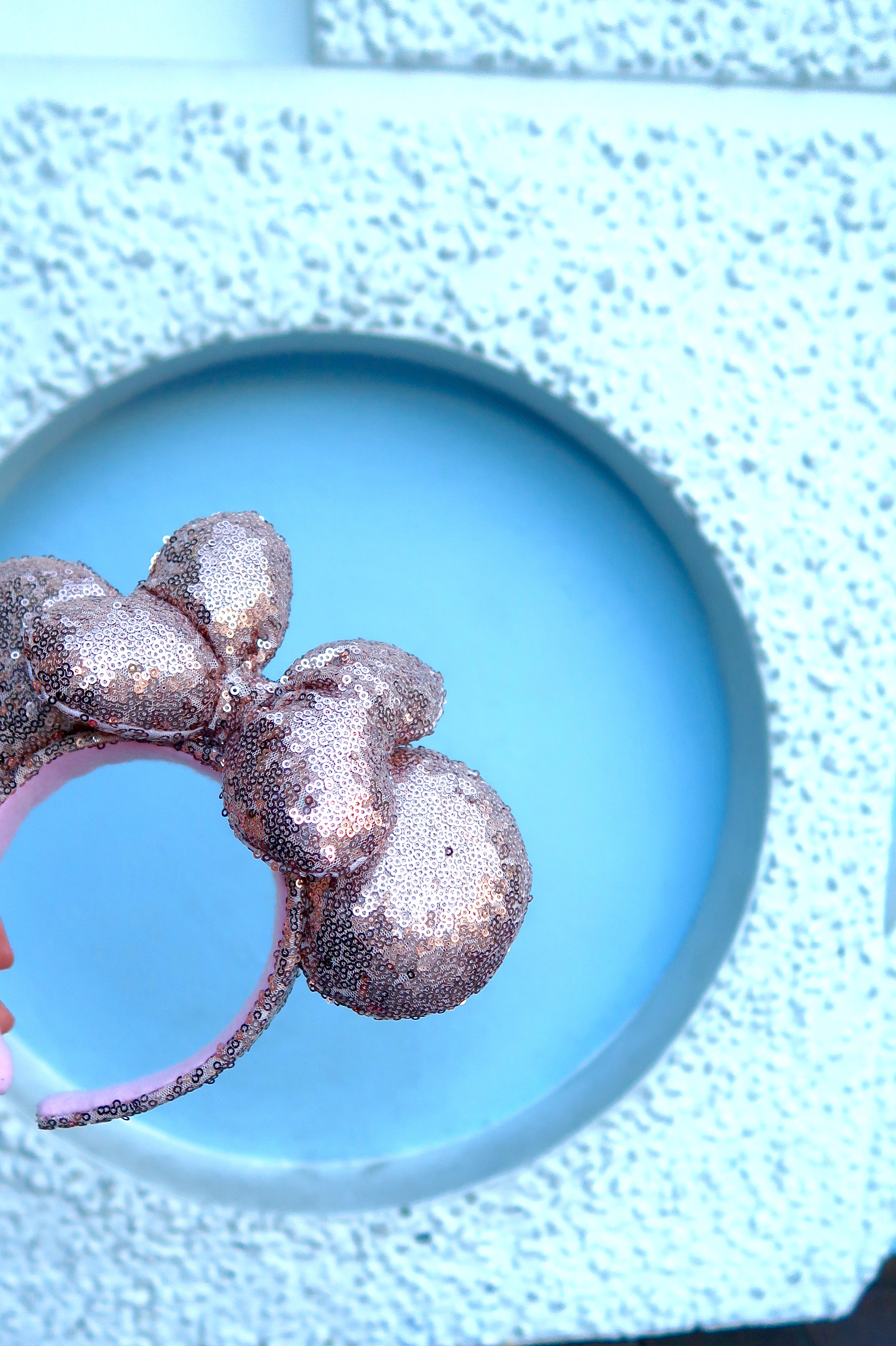 ROSE GOLD MINNIE EARS + DISNEYLAND TRIP!